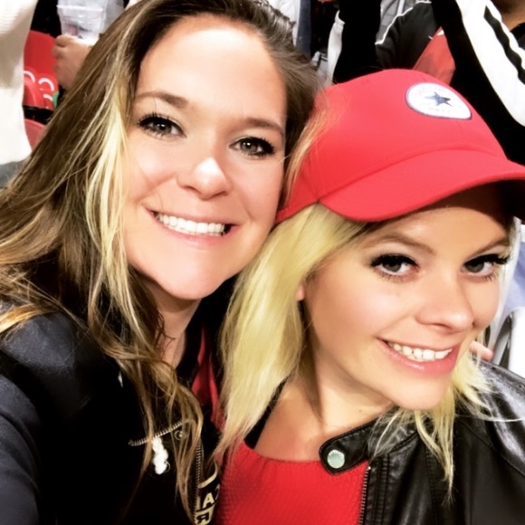 Meet your Posher, Megan - Picture 3 of 8